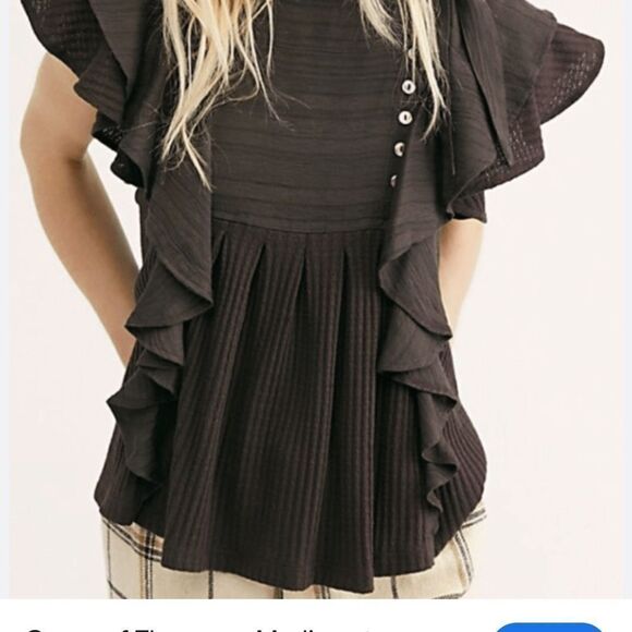 Free people ruffled short sleeves super cute - Picture 2 of 12